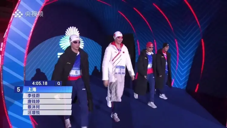 九游亚洲官网-包含美国游泳队再次包揽女子x混合泳接力金银牌的词条